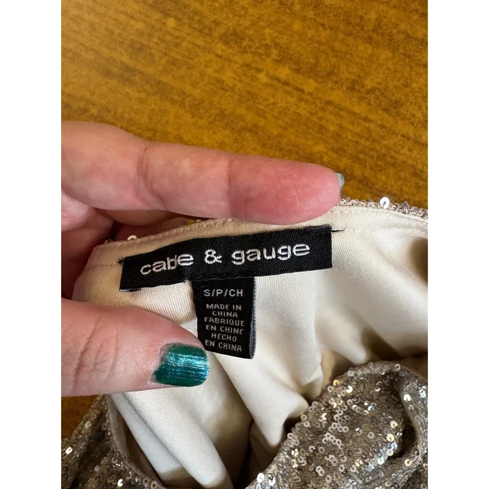 Cable & Gauge Womens Sequin Short Sleeve Scoop Neck Party Top Champagne Silver S - Picture 4 of 6